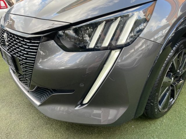 PEUGEOT 208 usata, con USB