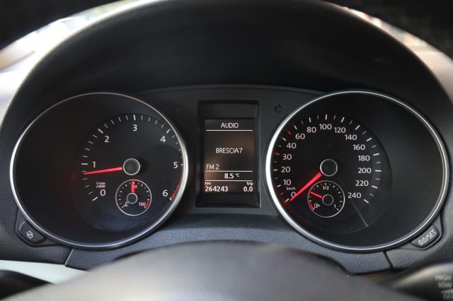 VOLKSWAGEN Golf usata, con Pneumatici estivi