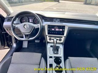 VOLKSWAGEN Passat Variant usata, con Controllo automatico clima