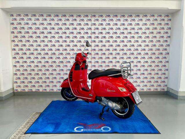 VESPA GTS 300 Super usata 3