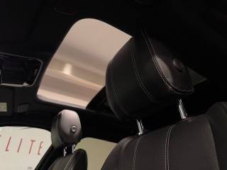 LAND ROVER Range Rover Velar usata, con Luci diurne LED