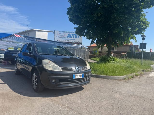 RENAULT Clio usata 0