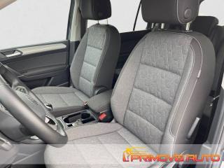 VOLKSWAGEN Touran usata, con Autoradio