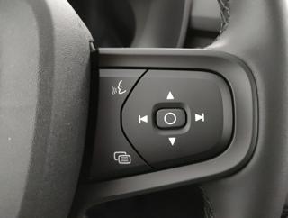 VOLVO XC40 usata, con Volante in pelle