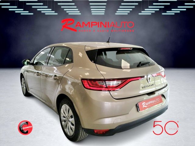 RENAULT Megane usata 10