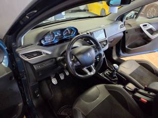 PEUGEOT 2008 usata, con Sensore di luce