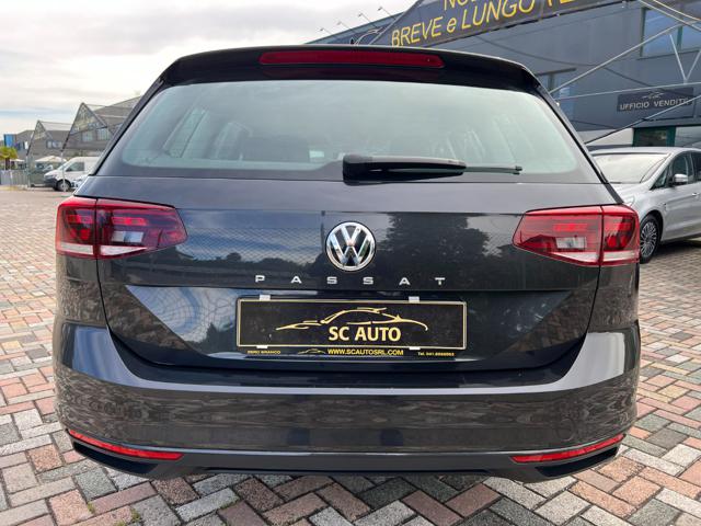 VOLKSWAGEN Passat Variant usata, con Alzacristalli elettrici