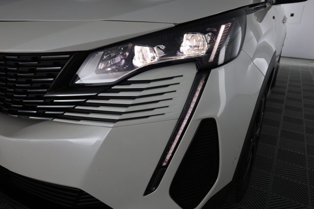 PEUGEOT 3008 usata 8