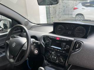 LANCIA Ypsilon usata, con Controllo trazione