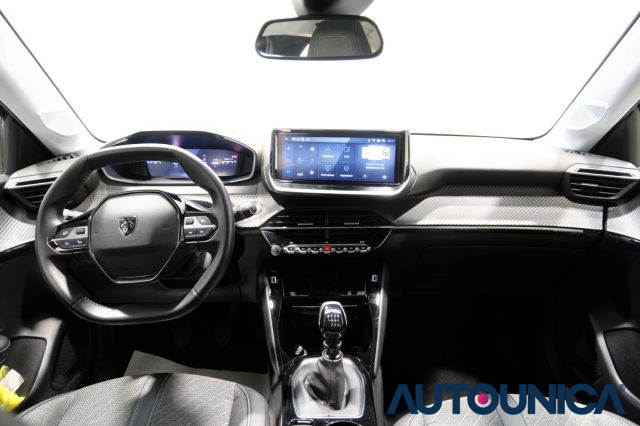 PEUGEOT 208 usata, con Boardcomputer