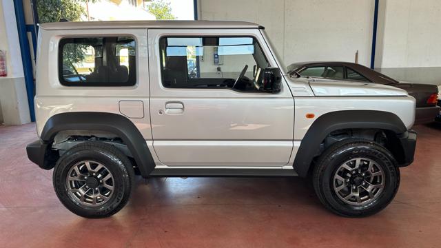 SUZUKI Jimny usata, con Alzacristalli elettrici