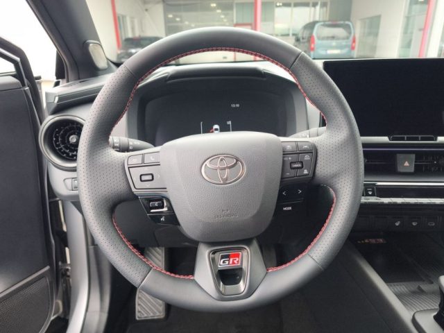 TOYOTA C-HR usata, con Cruise Control