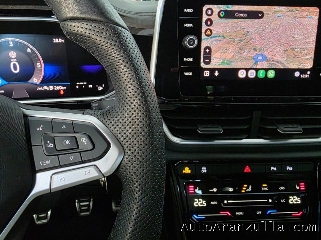 VOLKSWAGEN T-Roc usata, con ESP