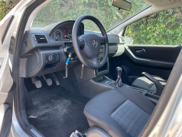 MERCEDES-BENZ A 180 usata 17