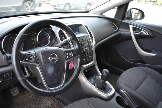 OPEL Astra usata, con Controllo trazione