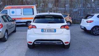 DS AUTOMOBILES DS 4 usata, con Autoradio