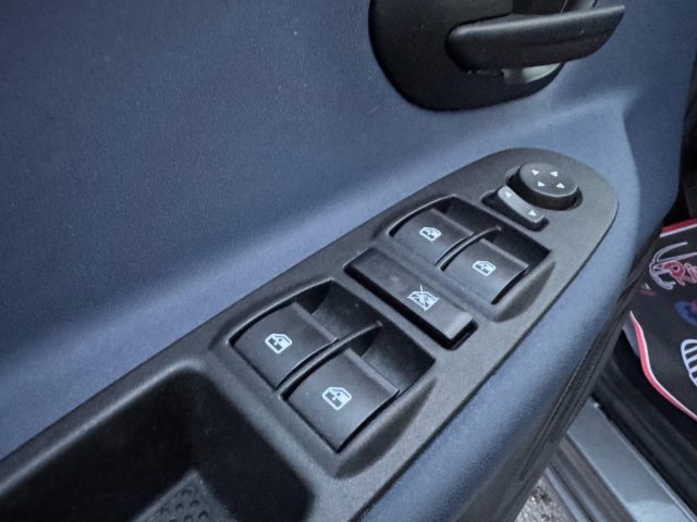 LANCIA Ypsilon usata, con Chiusura centralizzata