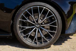 ASTON MARTIN Vantage usata, con Sensori di parcheggio posteriori