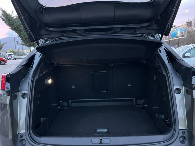 PEUGEOT 3008 usata, con Cronologia tagliandi