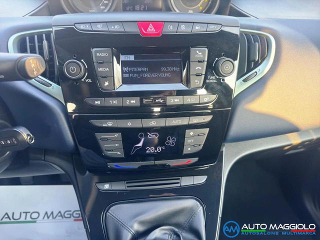 LANCIA Ypsilon usata, con USB
