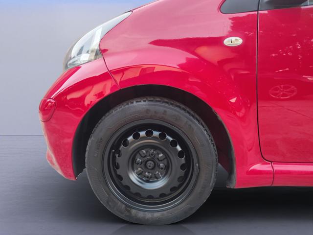 TOYOTA Aygo usata 16
