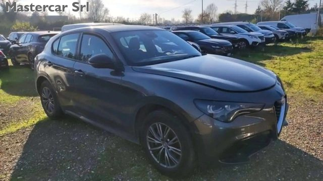 ALFA ROMEO Stelvio usata, con Airbag