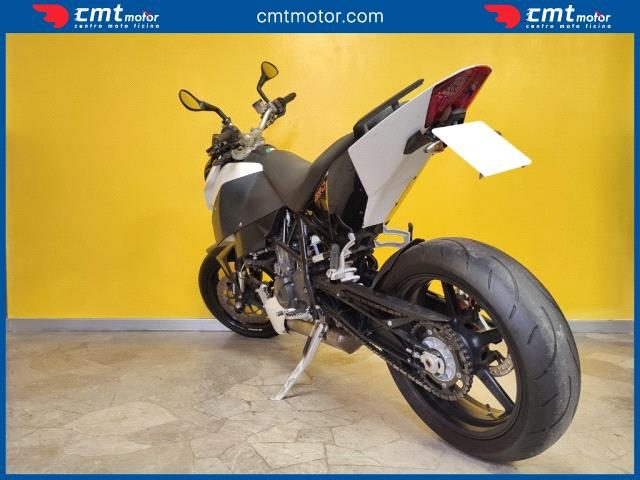 KTM 690 Duke usata 3