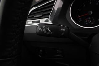 VOLKSWAGEN Tiguan usata, con Sensore di luce