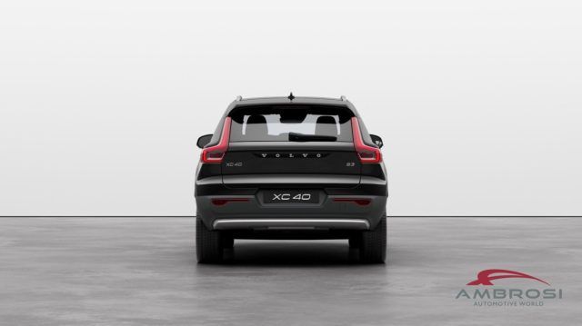 VOLVO XC40 usata 5