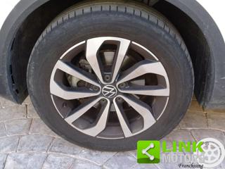 VOLKSWAGEN T-Roc usata, con Park Distance Control