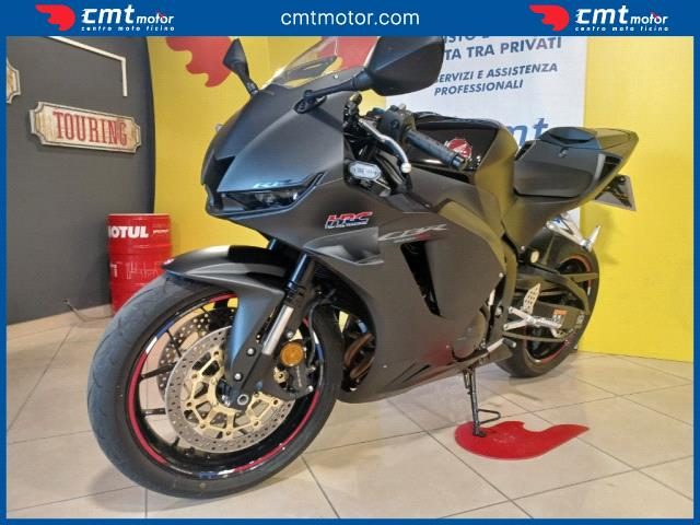 HONDA CBR 600 RR usata 11