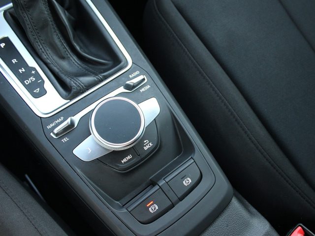 AUDI Q2 usata, con Isofix