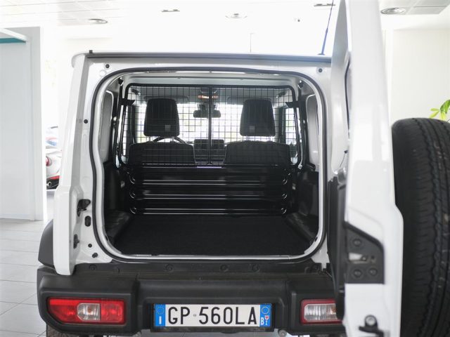 SUZUKI Jimny usata, con USB