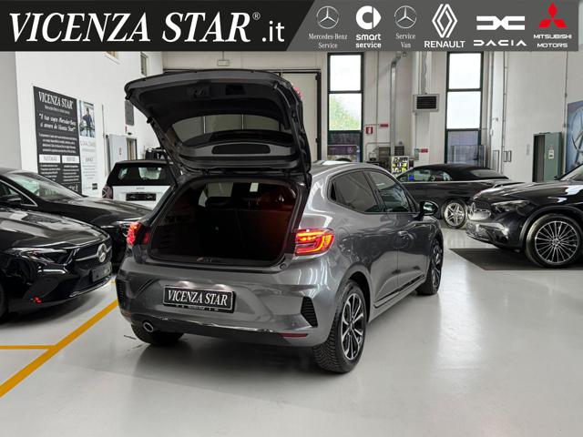 RENAULT Clio usata, con Touch screen