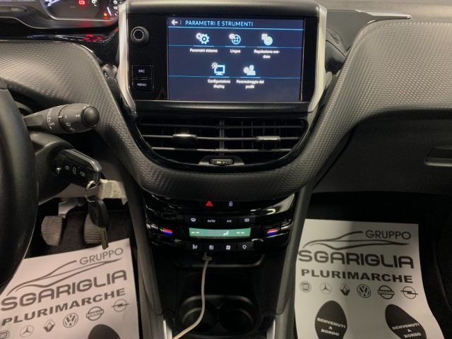 PEUGEOT 208 usata, con Fari Xenon