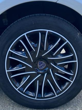 LANCIA Ypsilon usata, con Servosterzo