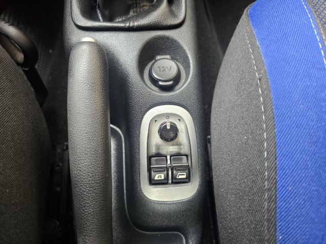 PEUGEOT 206 usata 32