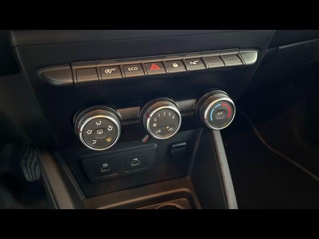 DACIA Duster usata, con Volante in pelle