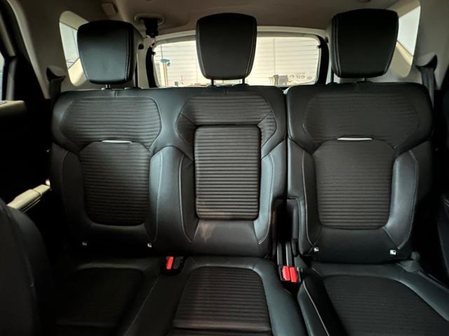 RENAULT Scenic usata, con Chiusura centralizzata