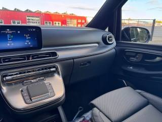 MERCEDES-BENZ V 300 usata, con ESP