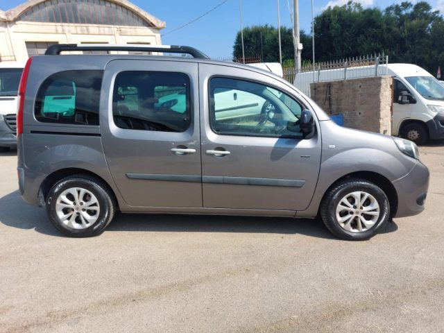 RENAULT Kangoo usata, con Chiusura centralizzata