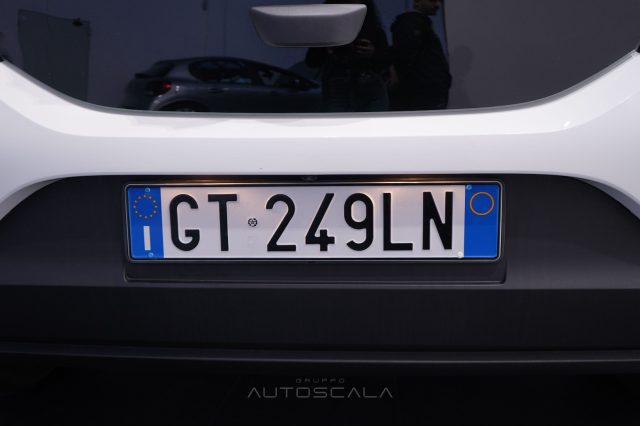 TOYOTA Aygo X usata 29