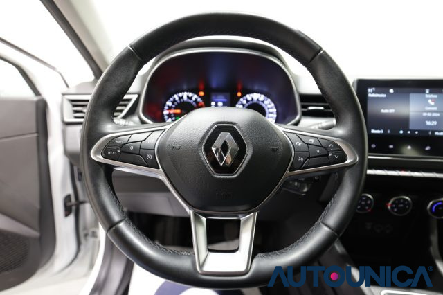 RENAULT Clio usata, con Boardcomputer