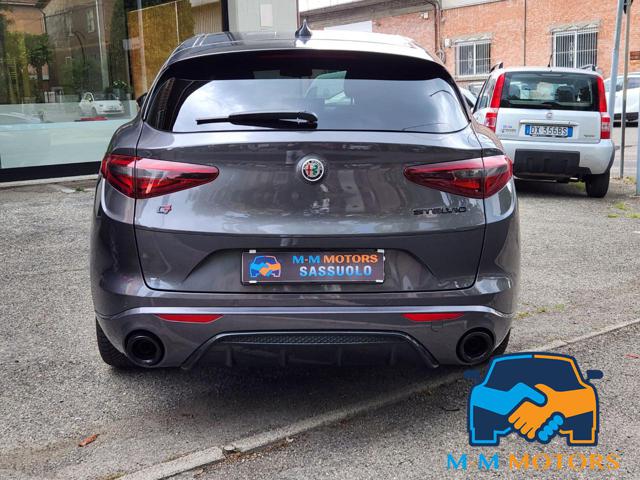 ALFA ROMEO Stelvio usata, con Alzacristalli elettrici
