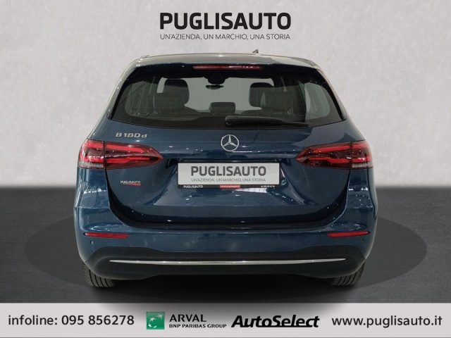 MERCEDES-BENZ B 180 usata, con Autoradio
