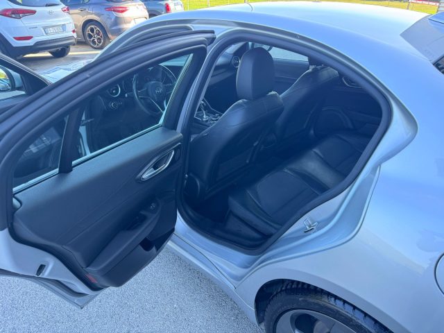 ALFA ROMEO Giulia usata, con Servosterzo