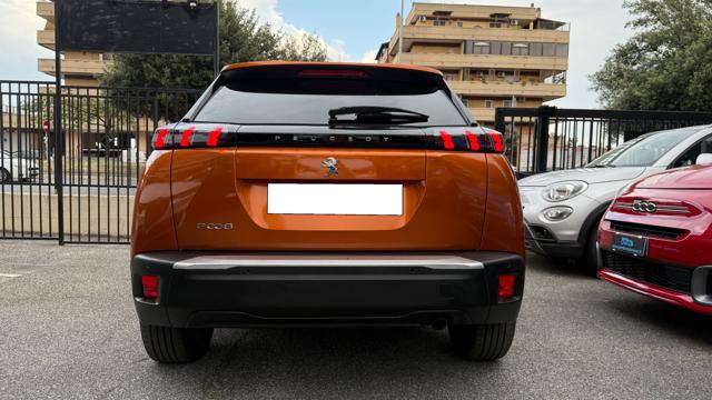 PEUGEOT 2008 usata, con Touch screen