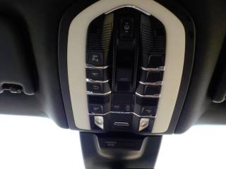 PORSCHE Macan usata 67
