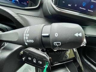 PEUGEOT 208 usata, con Touch screen
