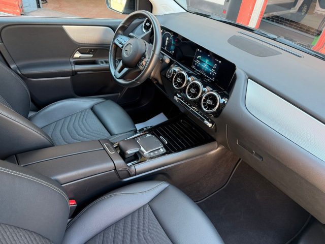 MERCEDES-BENZ B 180 usata, con Climatizzatore